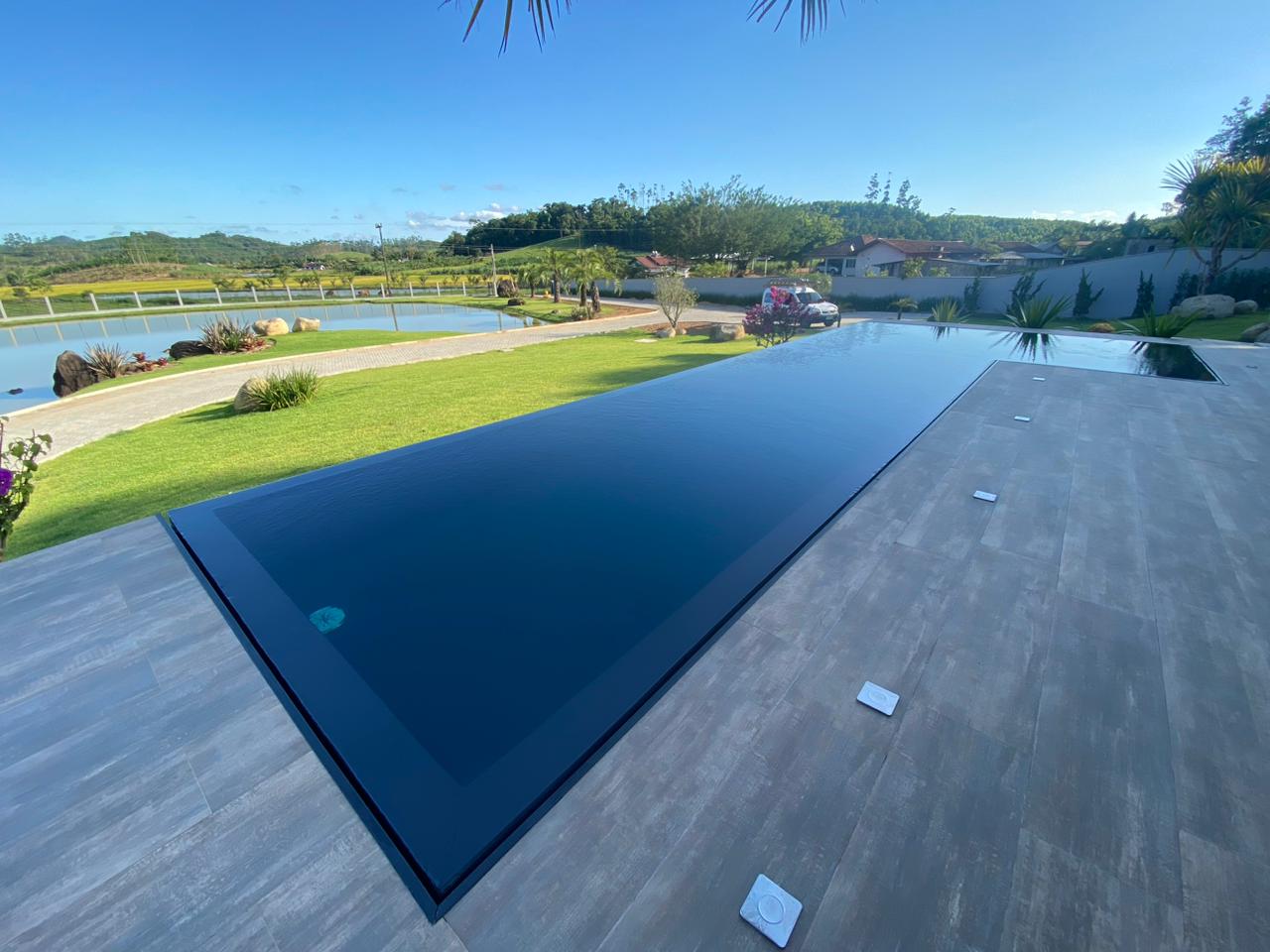 PISCINA BORDA INFINITA